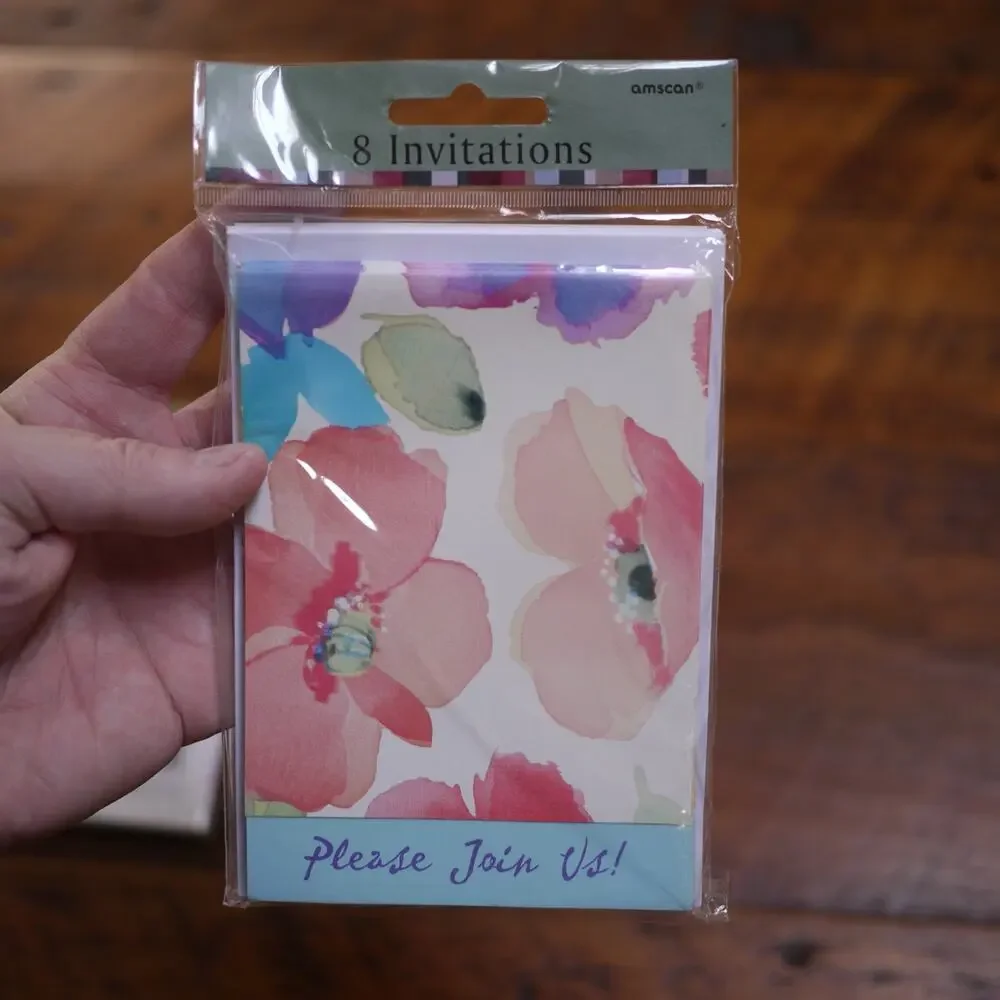 Lot of 16 NEW NIB ‘Poppy Collage’ Floral Party Shower Invite Cards + Envelopes